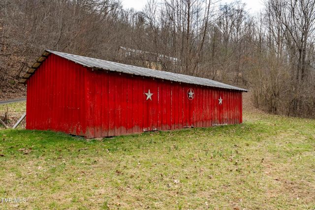 555 Butcher Valley Road, Rogersville, TN 37857