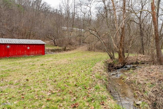 555 Butcher Valley Road, Rogersville, TN 37857