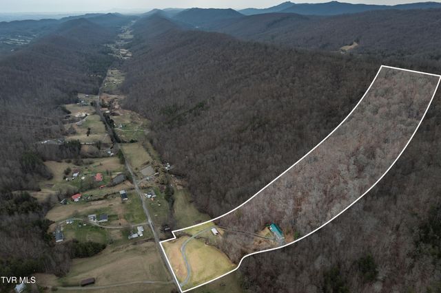 555 Butcher Valley Road, Rogersville, TN 37857