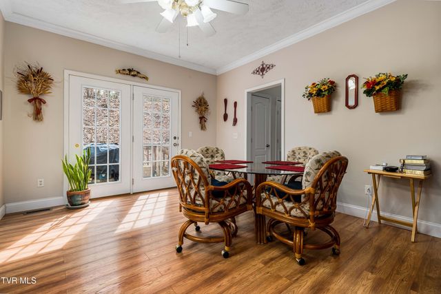 555 Butcher Valley Road, Rogersville, TN 37857