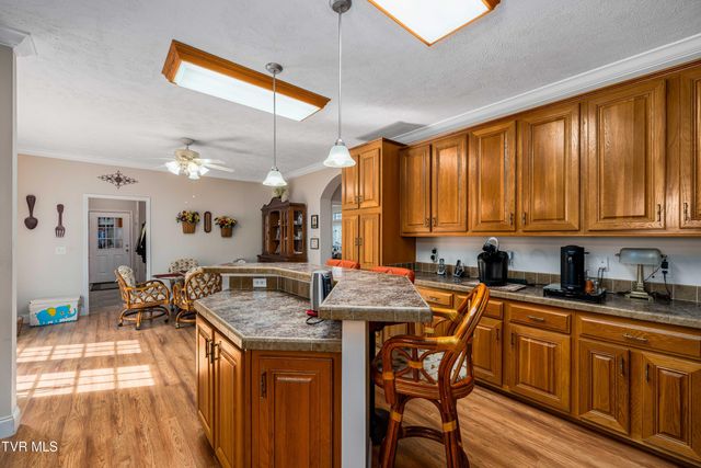 555 Butcher Valley Road, Rogersville, TN 37857