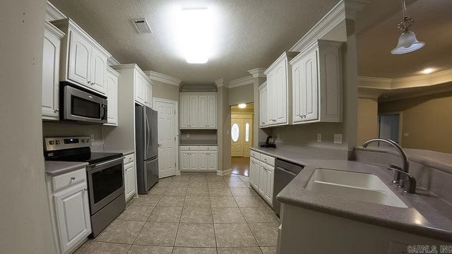 7 Talladega Drive, Cabot, AR 72023