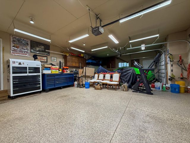 314 Keystone Drive NE, Pine Island, MN 55963