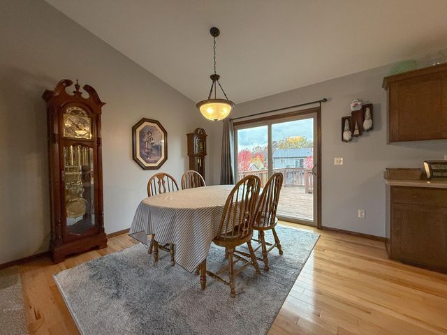 314 Keystone Drive NE, Pine Island, MN 55963