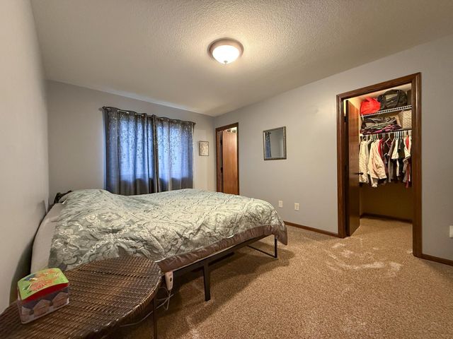 314 Keystone Drive NE, Pine Island, MN 55963