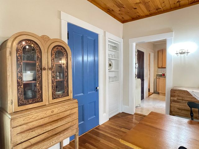 27 Pine Street, Peterborough, NH 03458