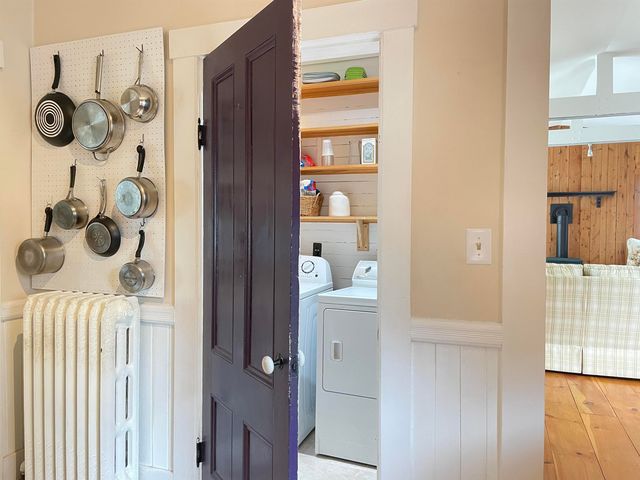 27 Pine Street, Peterborough, NH 03458