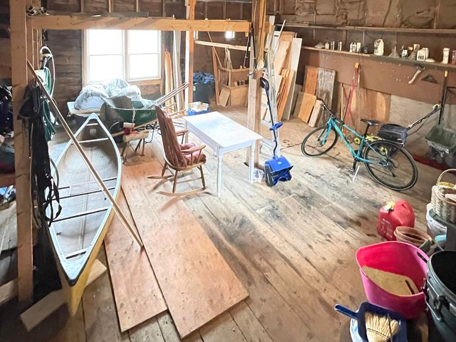 27 Pine Street, Peterborough, NH 03458