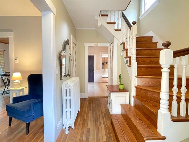 27 Pine Street, Peterborough, NH 03458