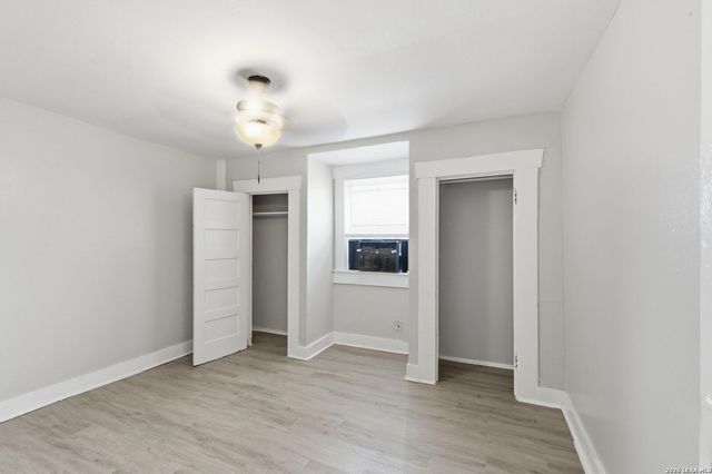 214 E Huff Ave, San Antonio, TX 78214