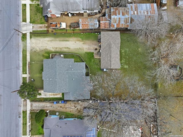 214 E Huff Ave, San Antonio, TX 78214