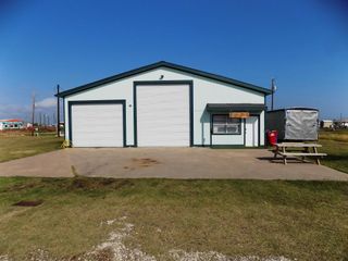 688 & 687 Blue Water Boulevard, Sargent, TX 77414