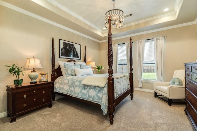 1016 Shady Oaks Drive, Angleton, TX 77515