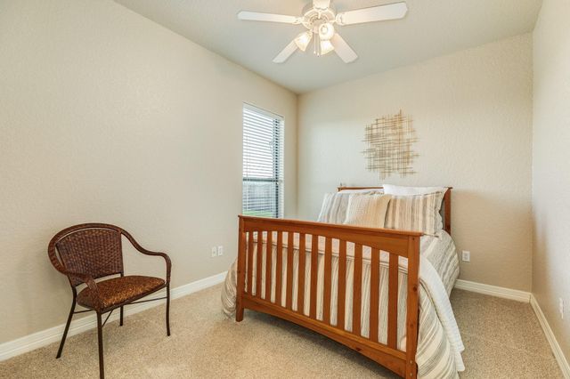 1016 Shady Oaks Drive, Angleton, TX 77515