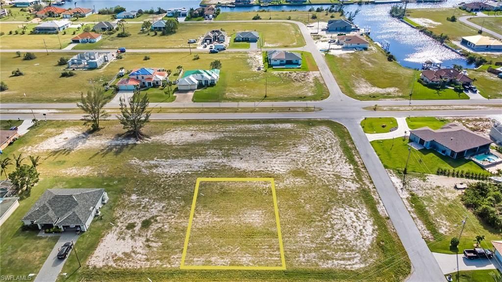 4426 NW 32nd ST, CAPE CORAL, FL 33993 — exterior