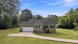8 Fernwood Way NE, Rome, GA 30161