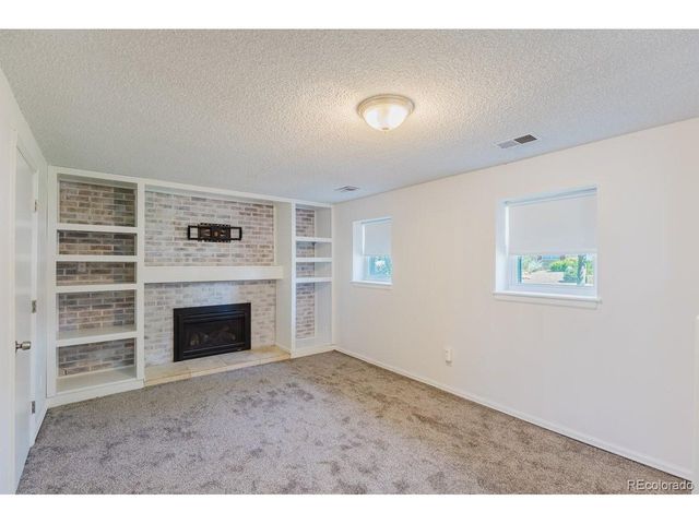 8755 W 95th Ave, Broomfield, CO 80021