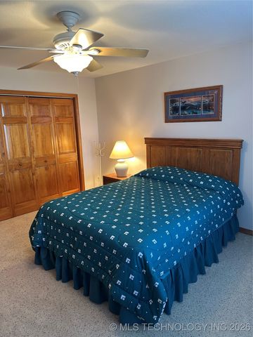 452963 E 953 Road, Vian, OK 74962