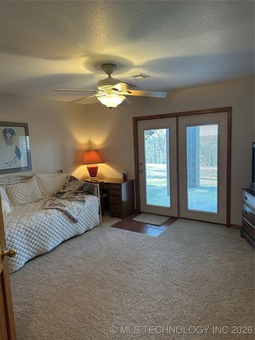 452963 E 953 Road, Vian, OK 74962