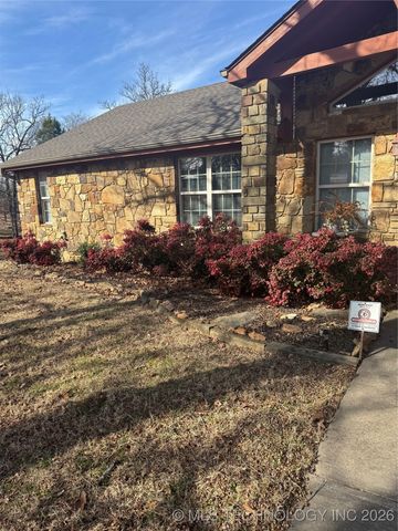 452963 E 953 Road, Vian, OK 74962