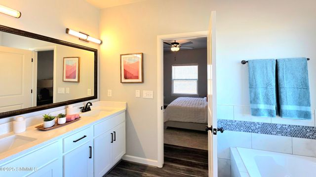 6580 Blackbird Road, Las Cruces, NM 88012