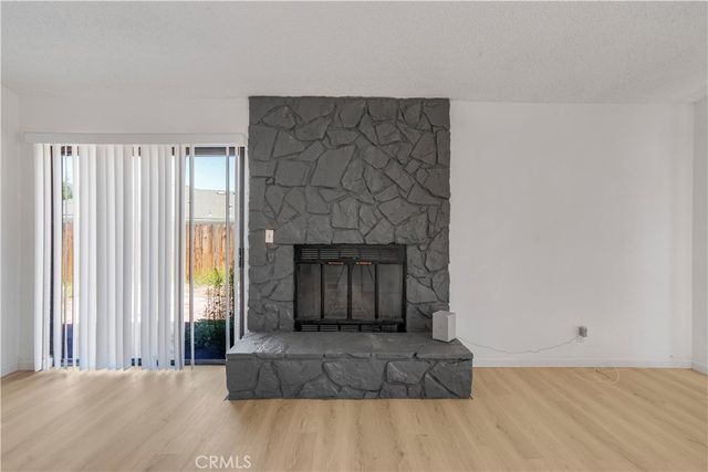 30001 Caddy Ln, Tehachapi, CA 93561