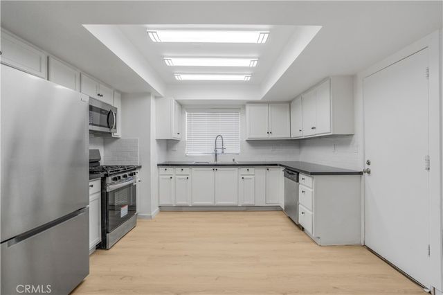 30001 Caddy Ln, Tehachapi, CA 93561