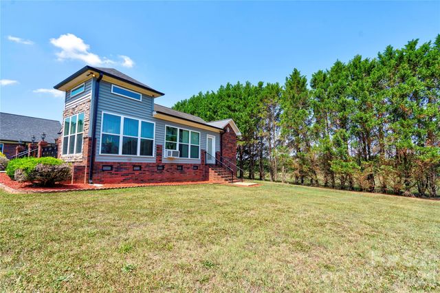101 Northeastern Drive, Shelby, NC 28152