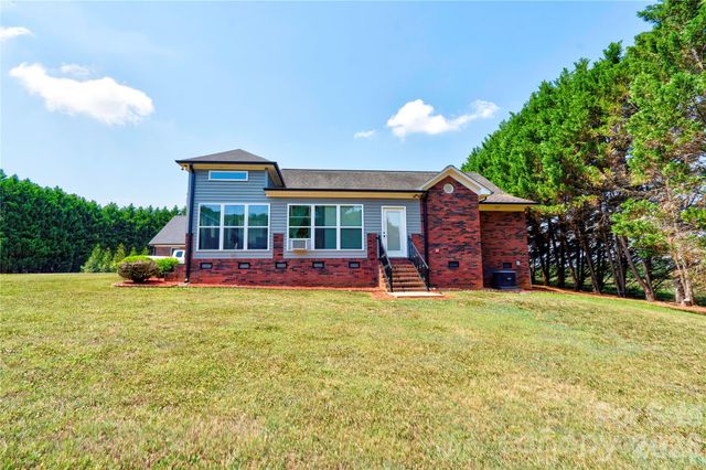 101 Northeastern Drive, Shelby, NC 28152
