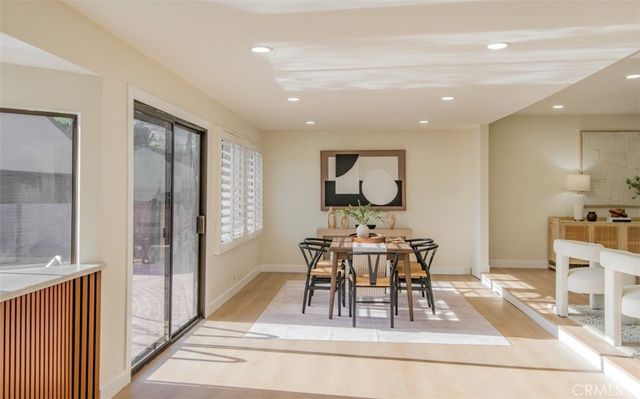 6313 Melvin Ave, Tarzana, CA 91335