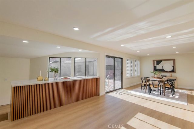 6313 Melvin Ave, Tarzana, CA 91335
