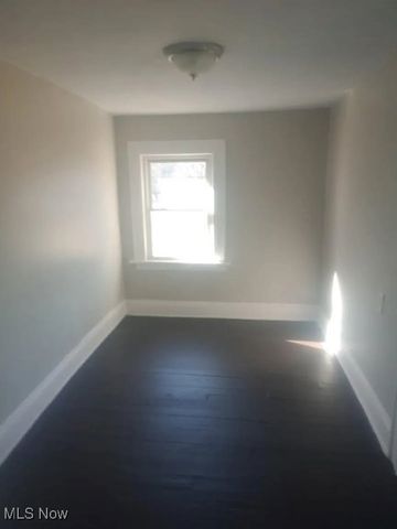 547 Van Everett Avenue, Akron, OH 44306