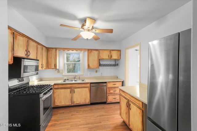 1932 Cherrylawn Drive, Toledo, OH 43614