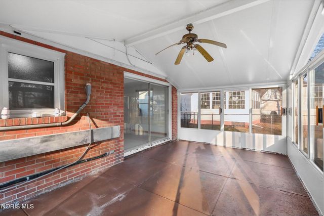 1932 Cherrylawn Drive, Toledo, OH 43614