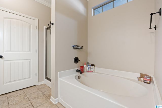 7705 TIMBER LEAF LANE, Bessemer, AL 35022