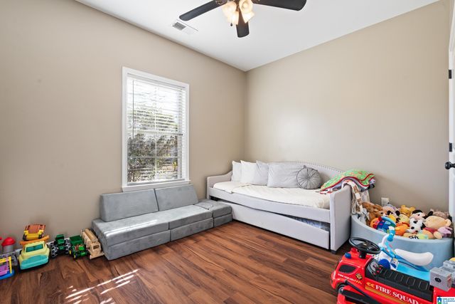 7705 TIMBER LEAF LANE, Bessemer, AL 35022