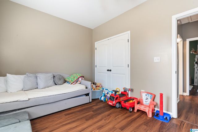 7705 TIMBER LEAF LANE, Bessemer, AL 35022