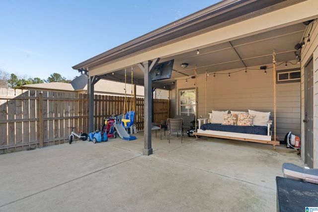 7705 TIMBER LEAF LANE, Bessemer, AL 35022