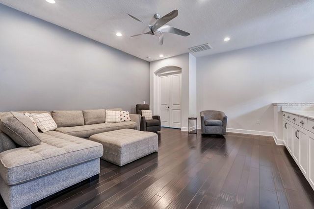 8449 VIA VITTORIA WAY, Orlando, FL 32819
