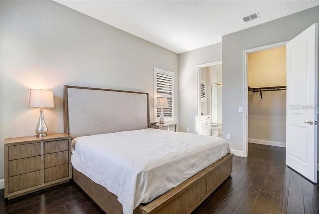 8449 VIA VITTORIA WAY, Orlando, FL 32819
