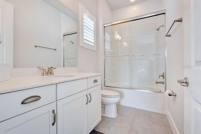8449 VIA VITTORIA WAY, Orlando, FL 32819