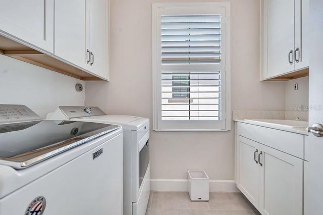 8449 VIA VITTORIA WAY, Orlando, FL 32819