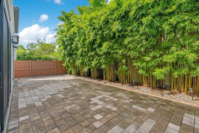 8449 VIA VITTORIA WAY, Orlando, FL 32819