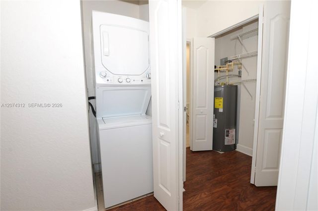 6001 SW 70th Street 137, South Miami, FL 33143