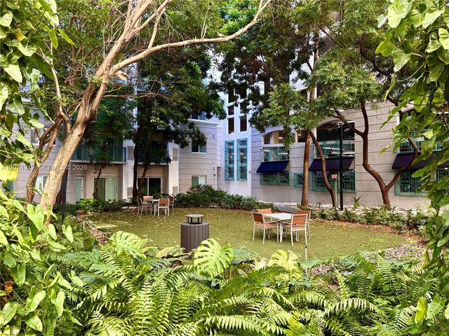 6001 SW 70th Street 137, South Miami, FL 33143