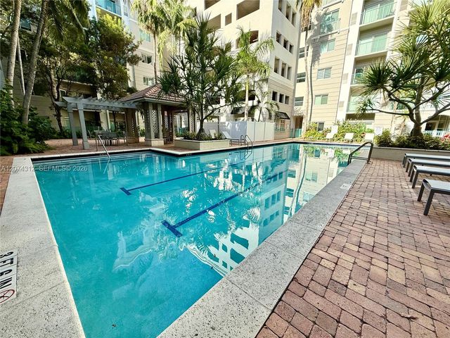 6001 SW 70th Street 137, South Miami, FL 33143