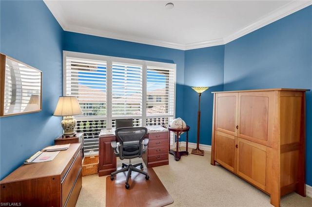 1895 Les Chateaux BLVD 302, Naples, FL 34109