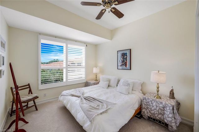 1895 Les Chateaux BLVD 302, Naples, FL 34109