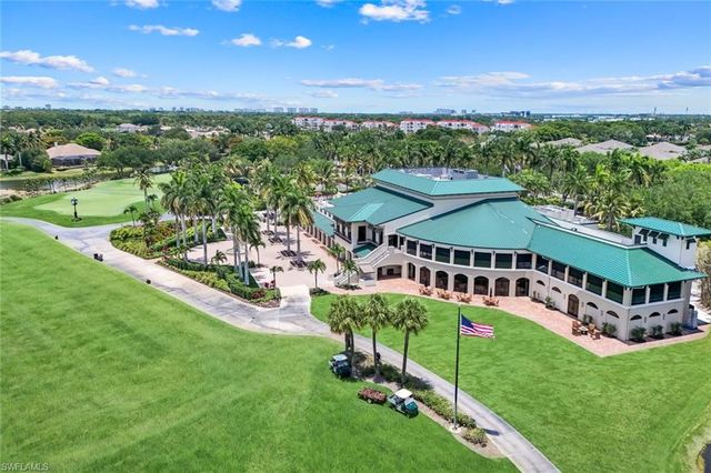 1895 Les Chateaux BLVD 302, Naples, FL 34109