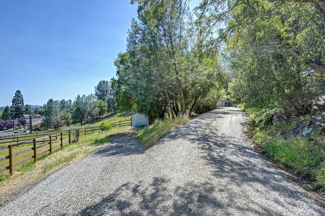 2828 Westville Trl, Cool, CA 95614